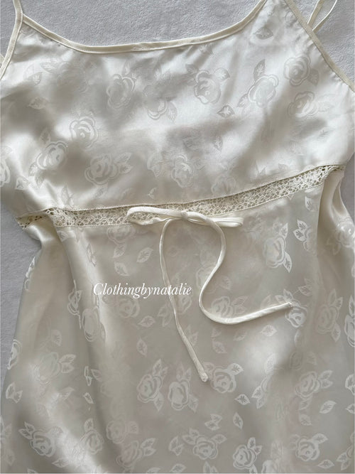Delicates White Brocade Satin Slip Size M