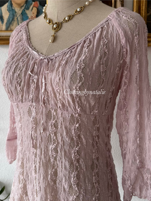 Stretchy Purple Lace Blouse Size S