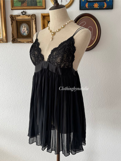Victoria’s Secret Black Pleated Chiffon Babydoll size M