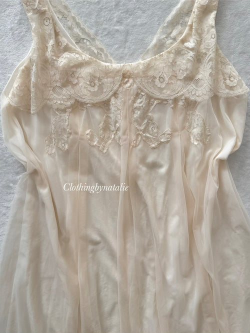 Odette Barsa Cream Nylon Nightgown Size M