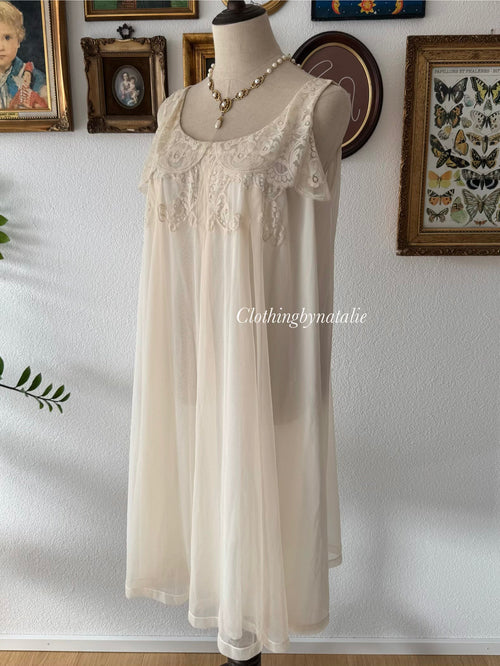 Odette Barsa Cream Nylon Nightgown Size M