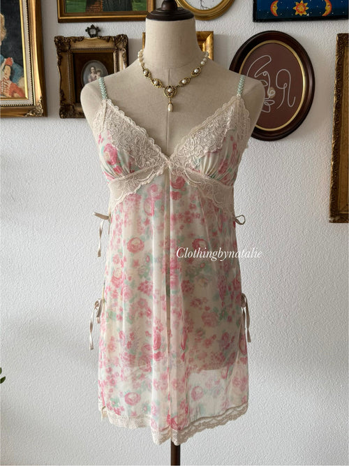 Romantic Floral Mesh Slip Size S