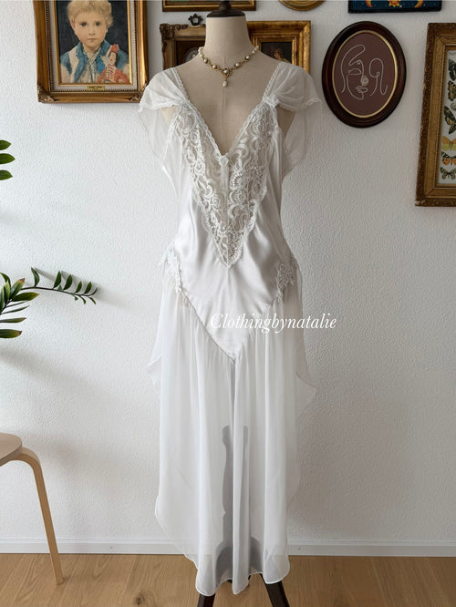 Pauline’s Crousseau Bridal Drop Waist Peignoir Set Size M/ small L