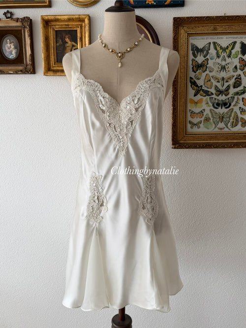Victoria’s Secret Bridal Satin Peignoir Size M