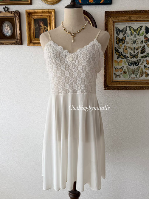 Delicates Nylon Lace Bridal Peignoir Size M