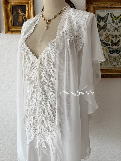 Flora Nikrooz Mini Bridal Peignoir Set Size S
