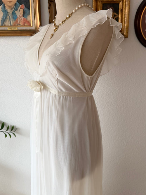 Evete Maxi Nylon Chiffon Gown Size S