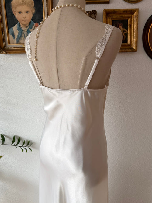 Victoria’s Secret White Maxi Satin Dress size M