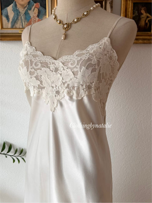 Victoria’s Secret White Satin Maxi Gown Size S