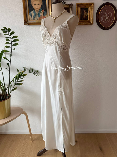 Victoria’s Secret Bridal Maxi Satin Gown Size M