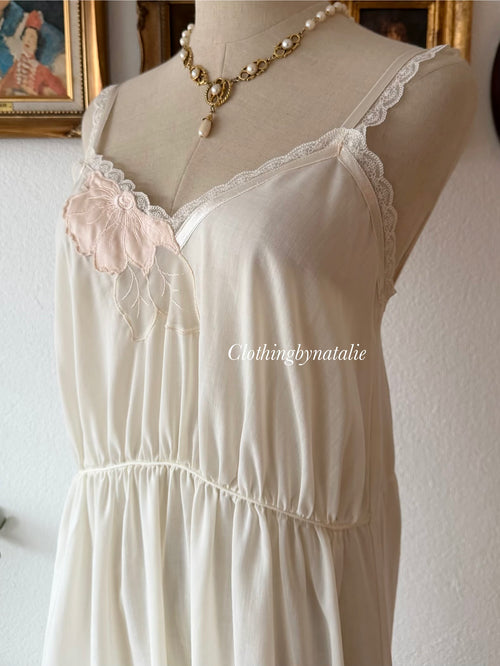 1970s Deena Cream Cotton Maxi Peignoir Set Size M