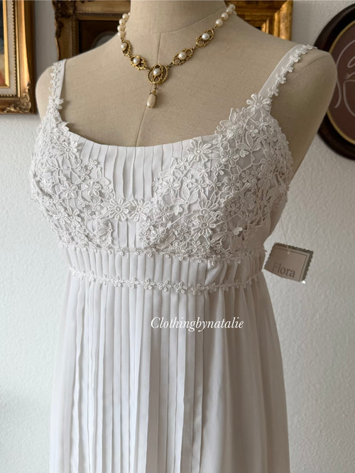 Flora Pleated Bridal Gown Size M