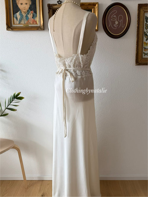 Diane Samandi Cream Satin Maxi Gown Size M