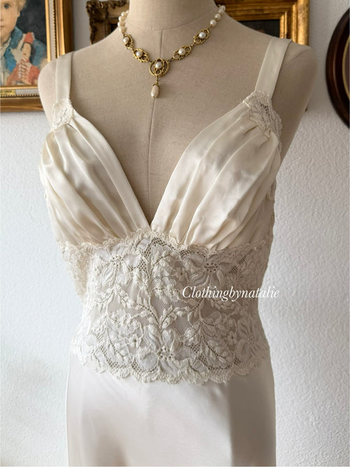 Diane Samandi Cream Satin Maxi Gown Size M