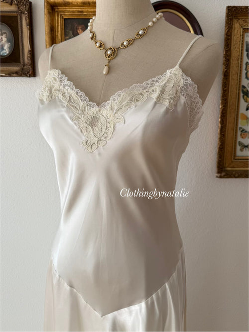 Victoria’s Secret Bridal Satin Maxi Gown Size M