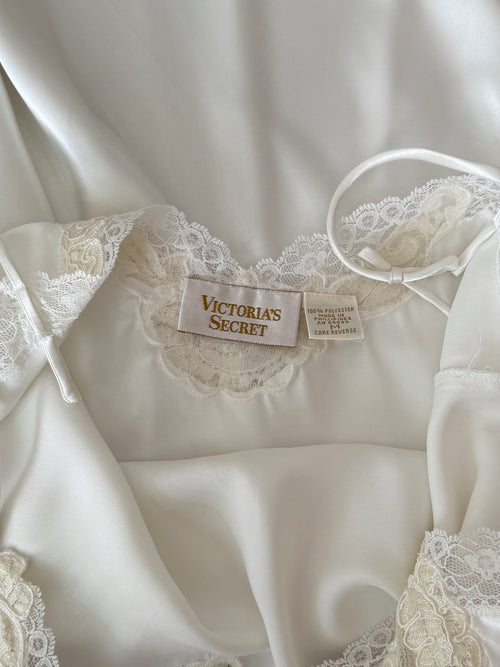 Victoria’s Secret Bridal Satin Maxi Gown Size M