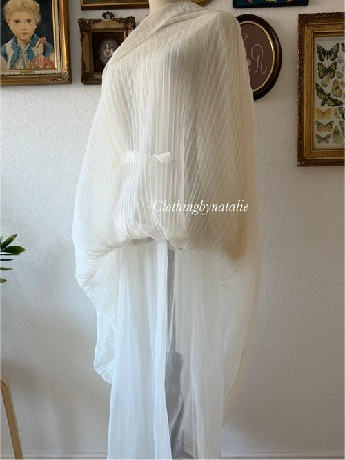 Evete Pleated Maxi Nylon Gown Size M