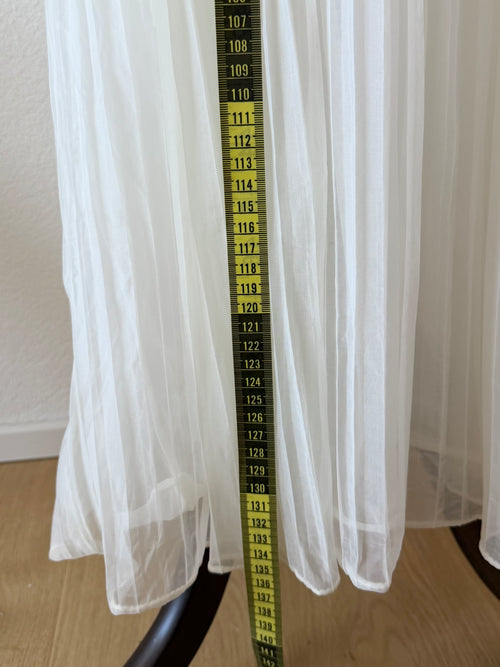 Evete Pleated Maxi Nylon Gown Size M