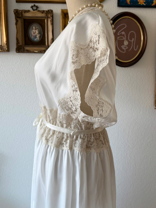 Amaretta Bridal Maxi Satin Gown Size M