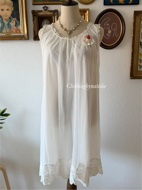 Vintage White Nylon Peignoir Set Size S