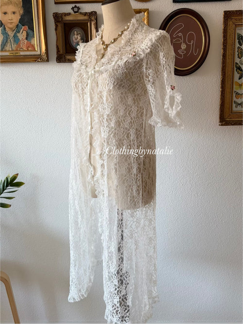 “Rose” White Lace Robe Size S