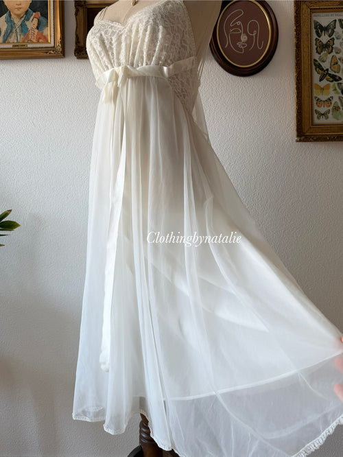 Vanity Fair White Nylon Chiffon Babydoll size S