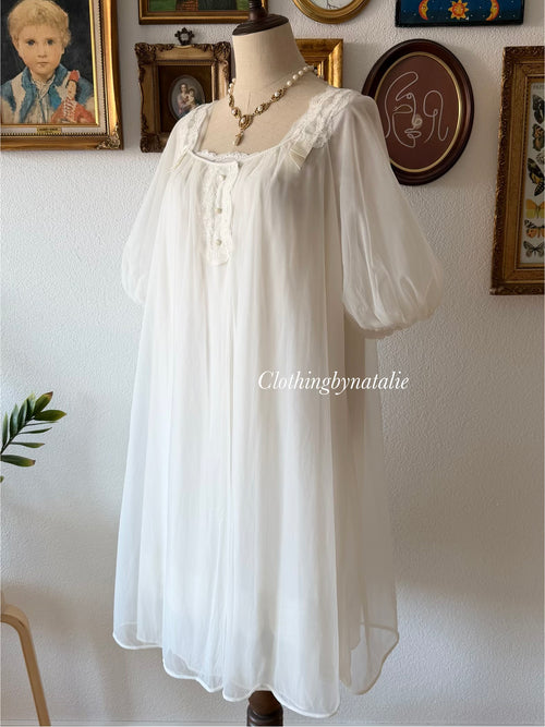 Vanity Fair Bridal Nylon Peignoir Set Size M