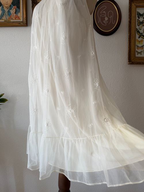 Miss Elaine White Nylon Peignoir Set Size S/M