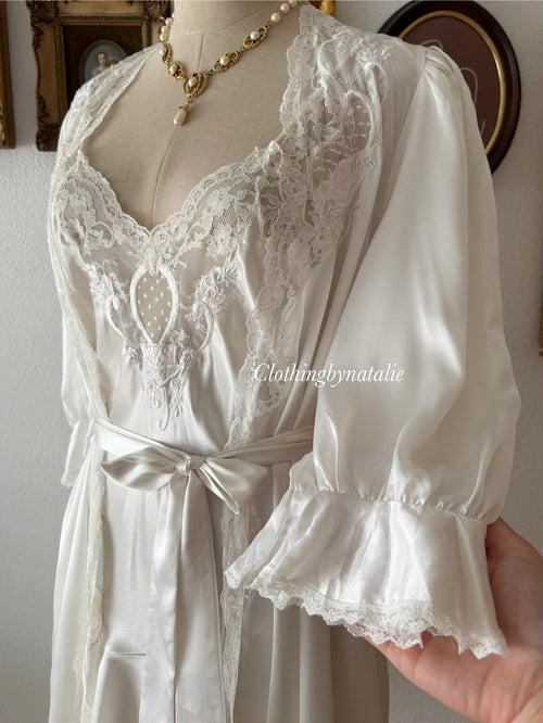 Sara Beth Bridal Satin Peignoir Set Size M