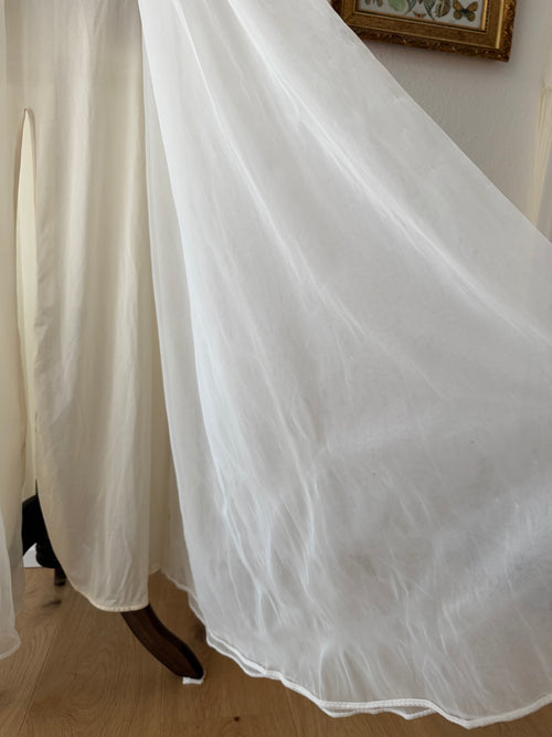 Vintage Cream Bridal Maxi Peignoir Set Size S