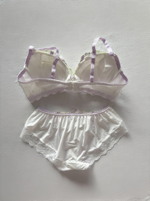 Japanese White Floral Lingerie Set Size 80C