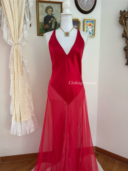 VS 100% Silk Red Slip (size M)
