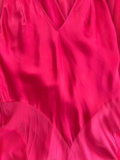 VS 100% Silk Red Slip (size M)