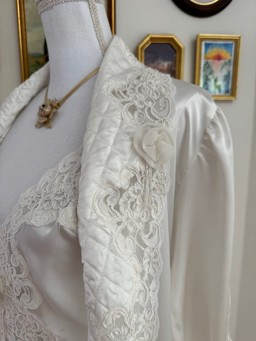 Intimate Concepts by Terry Russo White Satin Peignoir Set (size M)