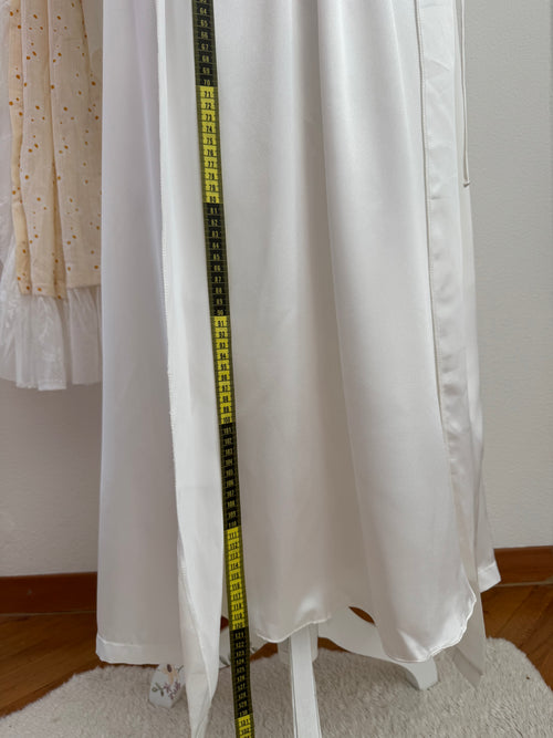 Intimate Concepts by Terry Russo White Satin Peignoir Set (size M)