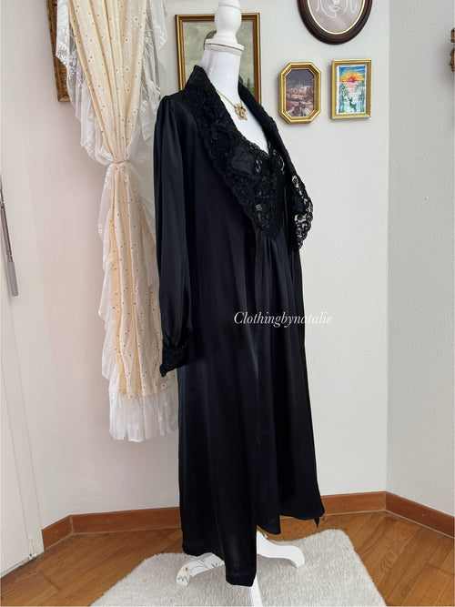 Intimate Concepts by Terry Ruso Black Satin Peignoir Set (size S/M)