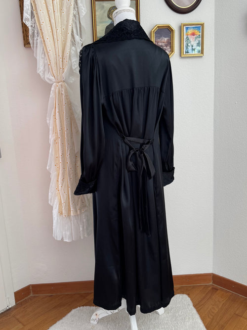 Intimate Concepts by Terry Ruso Black Satin Peignoir Set (size S/M)