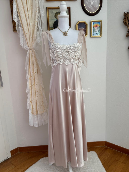 Just Flora Rose Gold Satin Peignoir Set (size M)