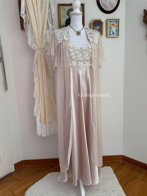 Just Flora Rose Gold Satin Peignoir Set (size M)