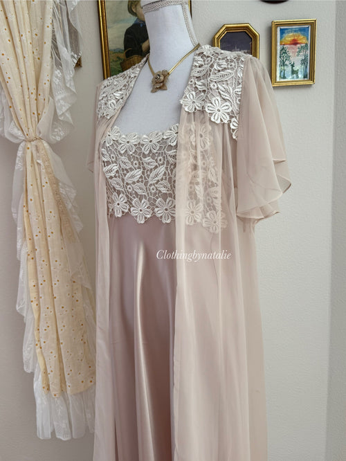 Just Flora Rose Gold Satin Peignoir Set (size M)