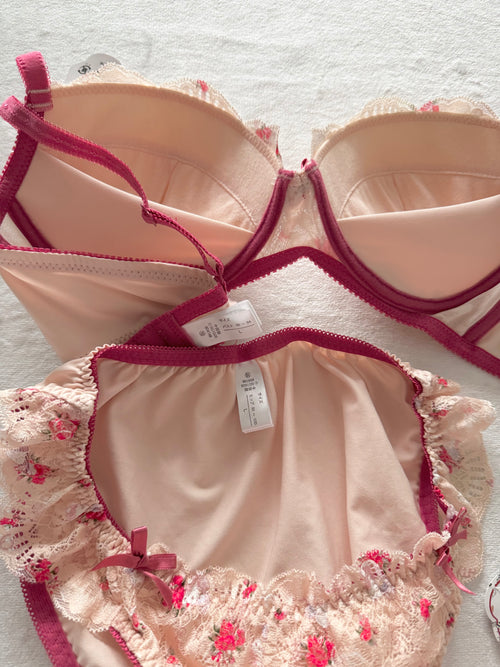 Sanrio Orange Lingerie Set Size 80B/C