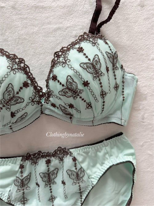 Japanese Mint Lingerie Set Size 75C