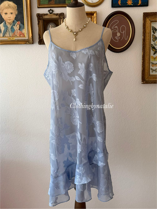 Secret Treasure Blue Brocade Slip size L