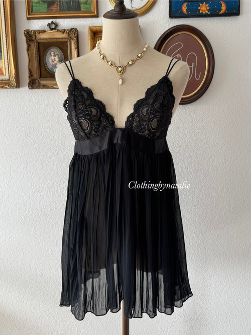 Victoria’s Secret Black Pleated Chiffon Babydoll size M