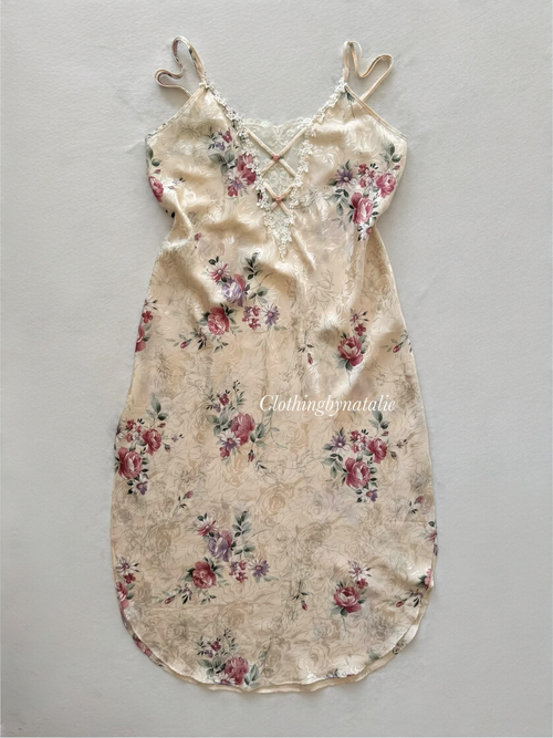 Expression Floral Brocade Gown Size M