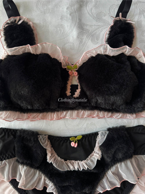 Japanese Black Rabbit Set (New-80A/B)