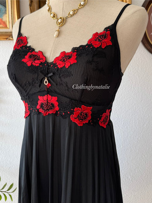 Black Pleated Nylon Gown Size S