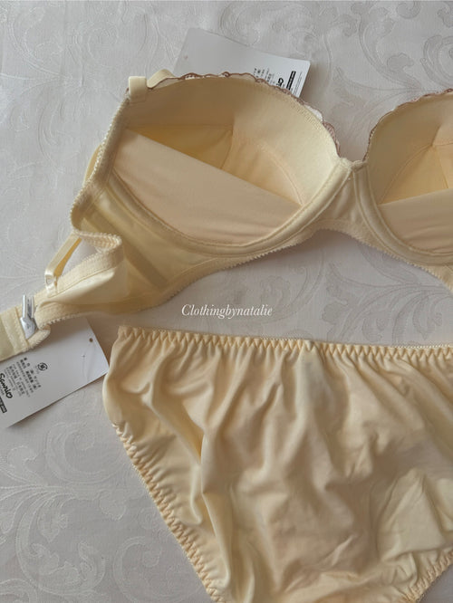 Sanrio Yellow Lace Set (New-75B/C)