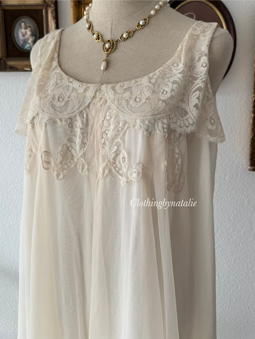 Odette Barsa Cream Nylon Nightgown Size M