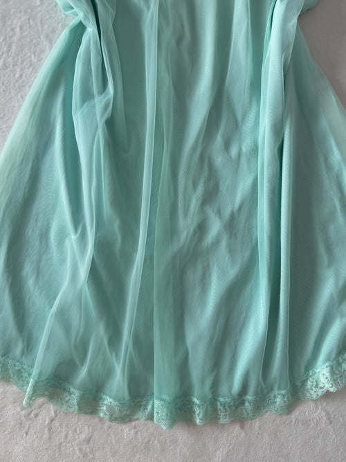 Vanity Fair Green Chiffon Nightgown size M